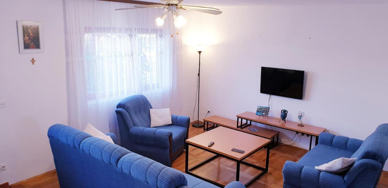 Apartments Adriana Srima Bagian luar foto