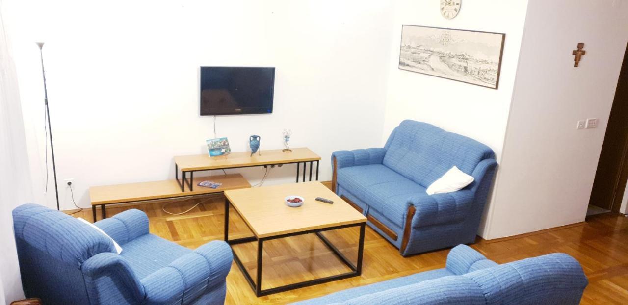 Apartments Adriana Srima Bagian luar foto